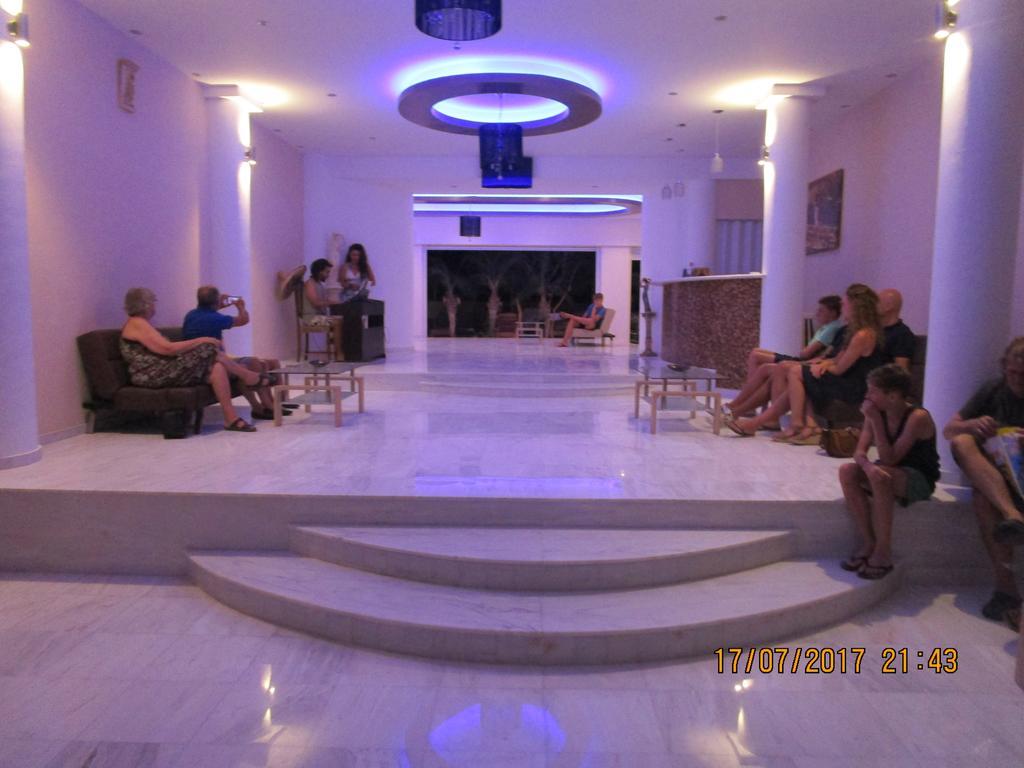 Saint Konstantin Beach Apartments Stegna Экстерьер фото