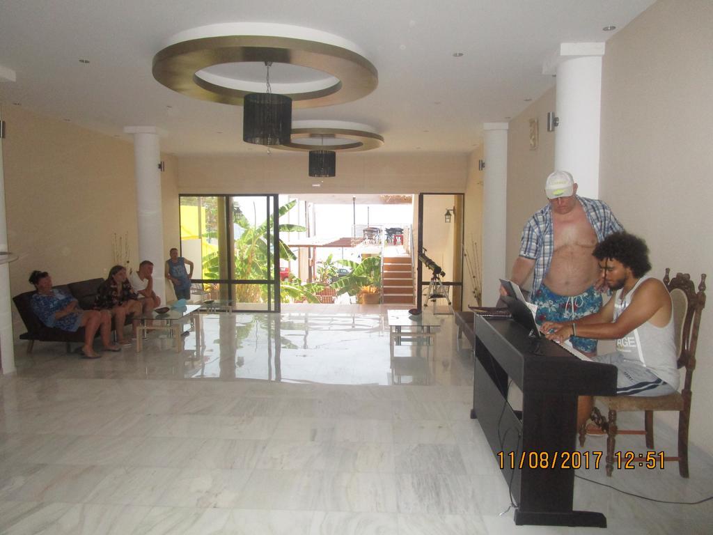 Saint Konstantin Beach Apartments Stegna Экстерьер фото