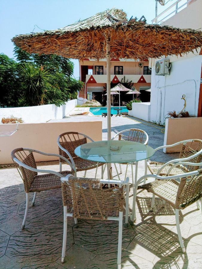 Saint Konstantin Beach Apartments Stegna Экстерьер фото